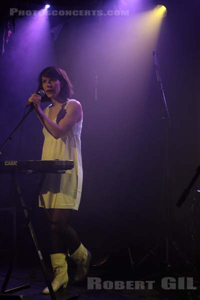 MY GIRLFRIEND IS BETTER THAN YOURS - 2010-01-21 - PARIS - La Maroquinerie - 